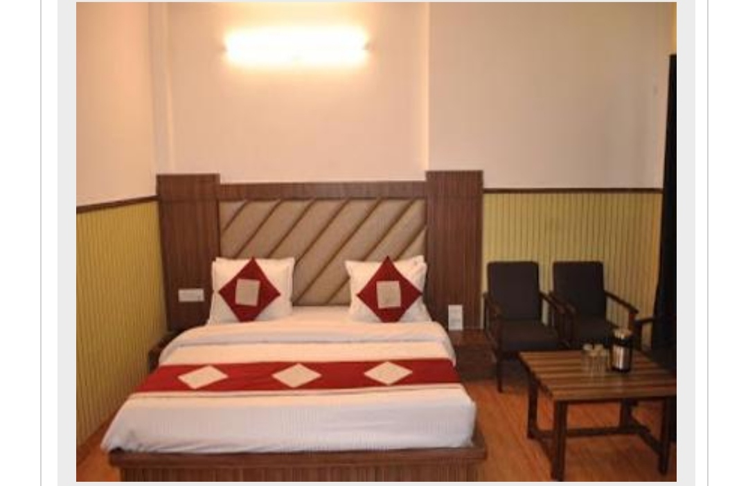 Guest room at Hotel Malabar Inn